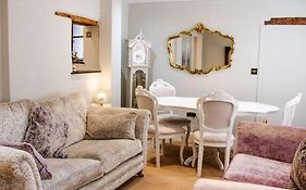 Whispering Place Georgian Grade II Sleeps 6 Adults 3 Mins From Safari Park & Steam Train